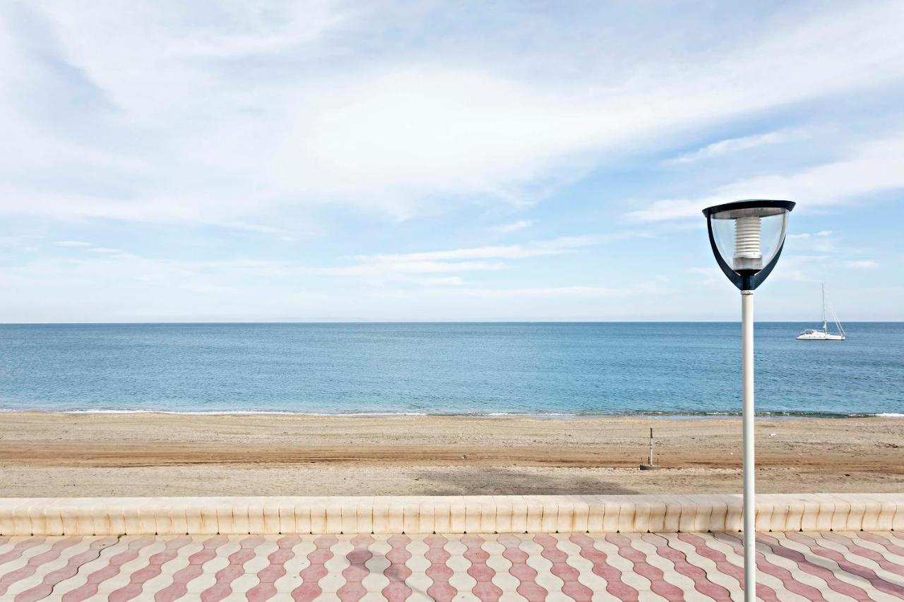 Elegante Piso En La Romanilla Roquetas de Mar Luaran gambar